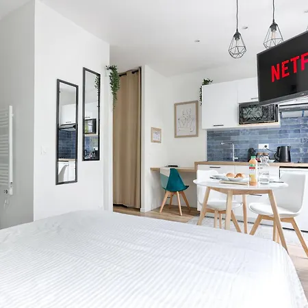 Studio Cosy Face Gare Rer A Sucy-en-Brie Exterior photo