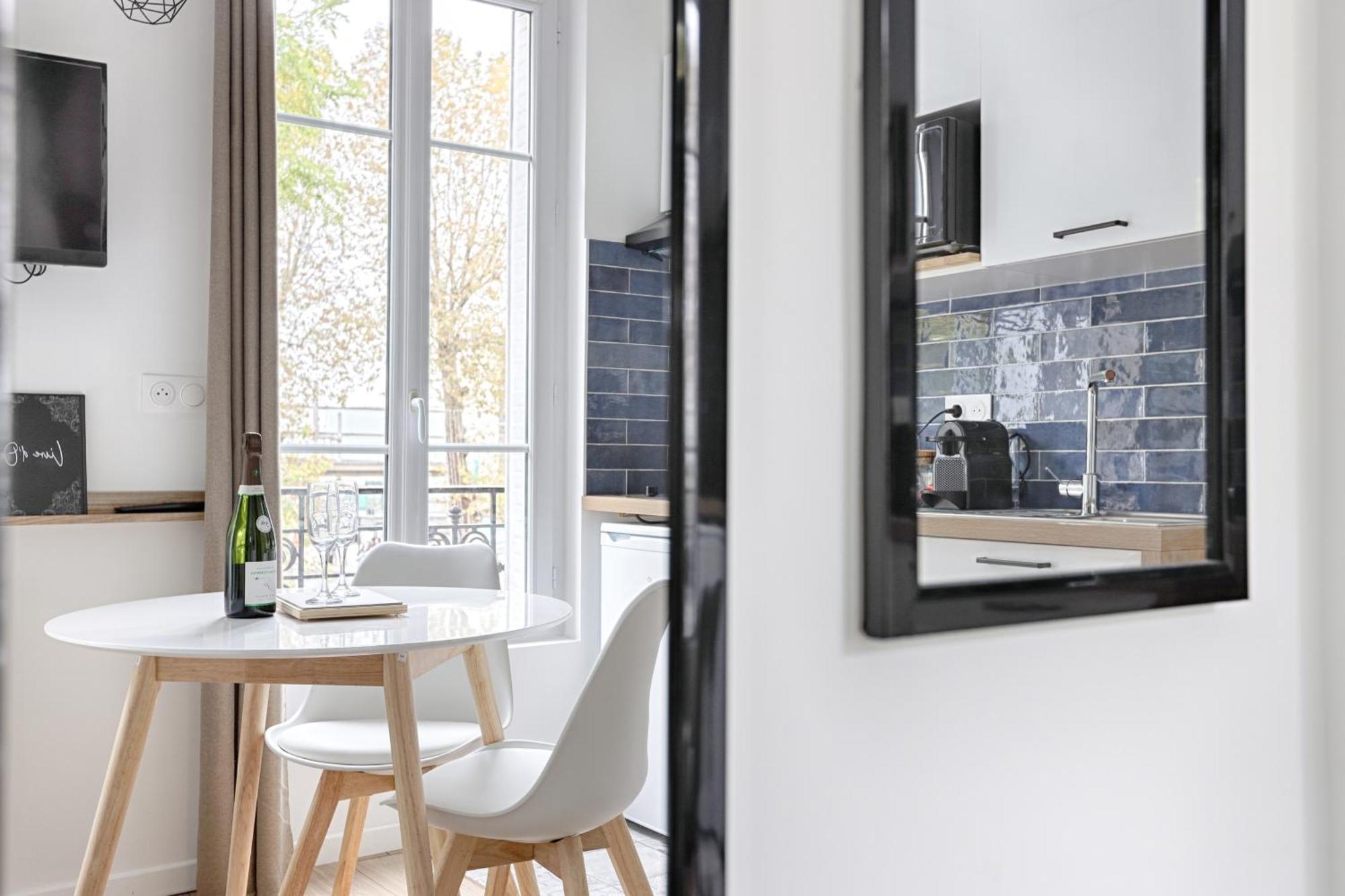 Appartement Cosy Face Gare Rer A *