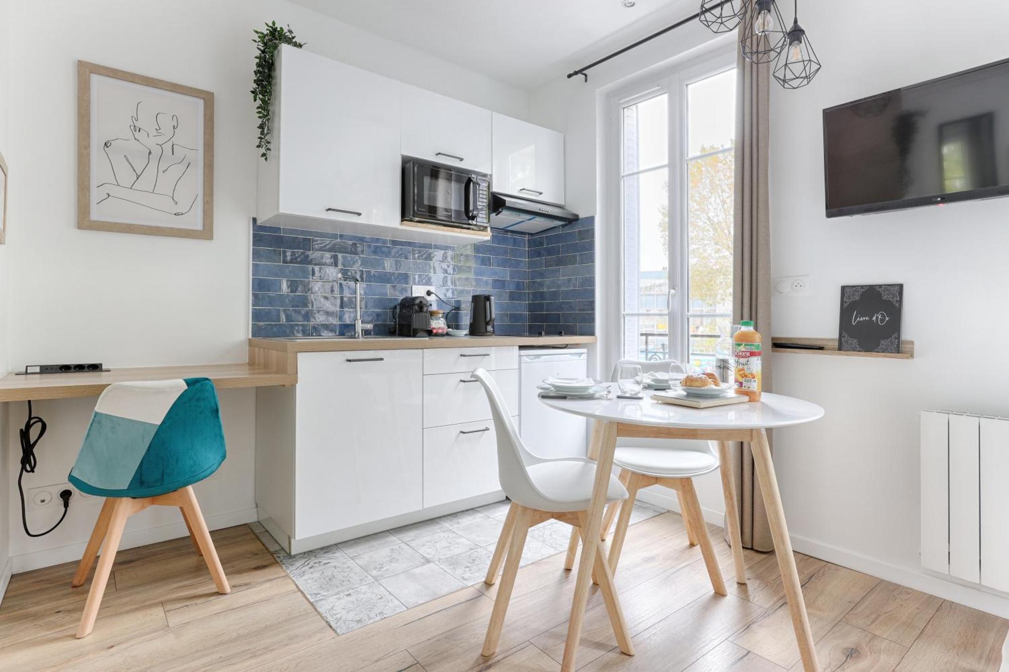 Apartment Cosy Face Gare Rer A *