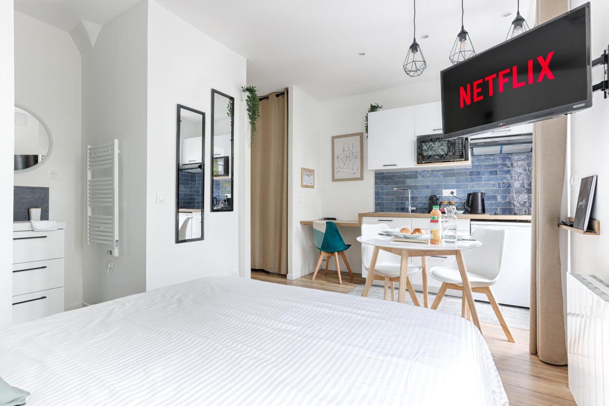 Appartement Cosy Face Gare Rer A *